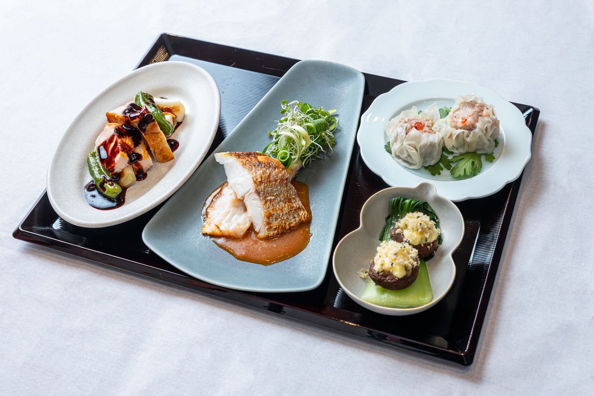 中華風御膳 - 白身魚、シュウマイ、チキン